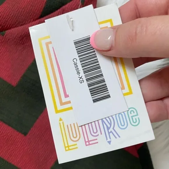 NEW WITH TAGS WOMENS LULAROE SKIRT SIZE XS - Picture 3 of 3